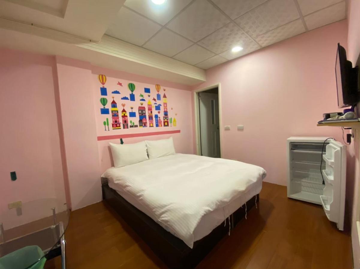旅fun逢甲 Apartment Đài Trung Ngoại thất bức ảnh