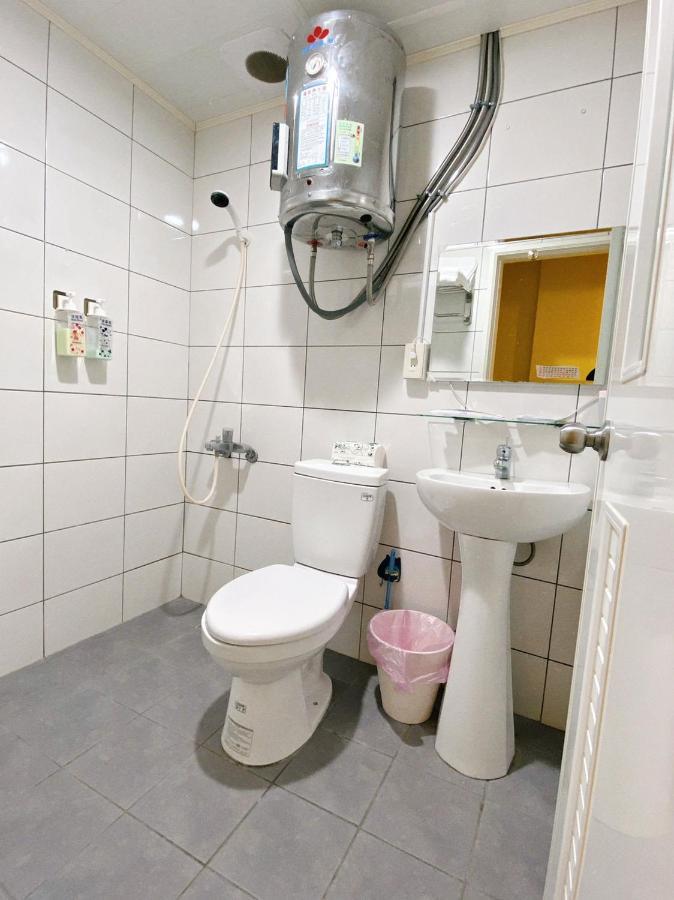 旅fun逢甲 Apartment Đài Trung Ngoại thất bức ảnh
